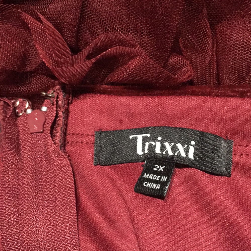 Dress - Picture 6 of 8